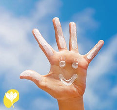 Güneş Kremi ve Güneş Koruyucu: Aralarındaki Farklar ve Doğru Kullanım Rehberi görsel