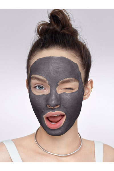 L'Oréal Paris Saf Kil Siyah Nokta Karşıtı Maske